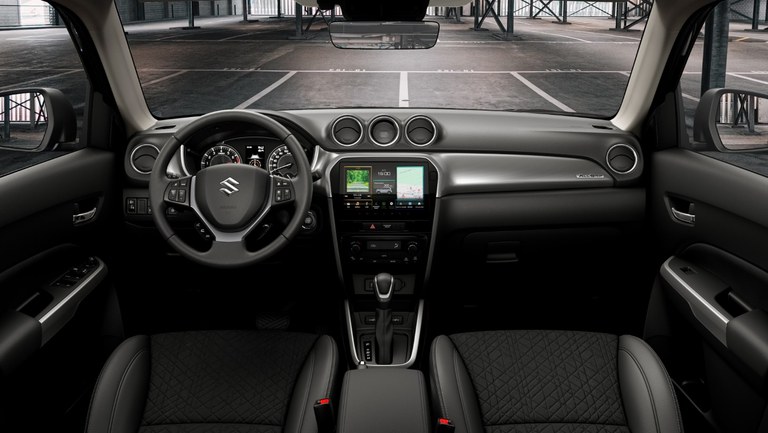 Innenraum Innenraum des Suzuki Vitara Hybrid.